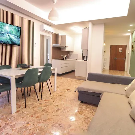Delicious 2 Bed And Garden By Yh Apartment Rome